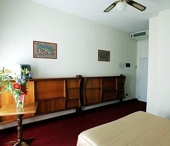 Cristallo Hotel 2*