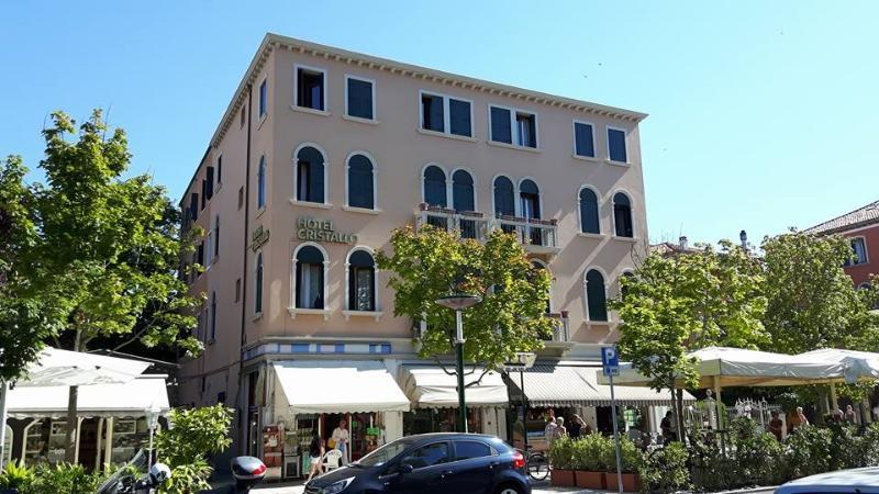 Hotel Cristallo 2*