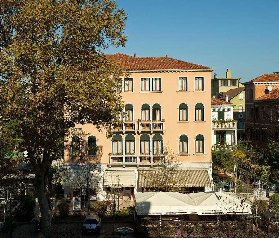 Hotel Cristallo 2*