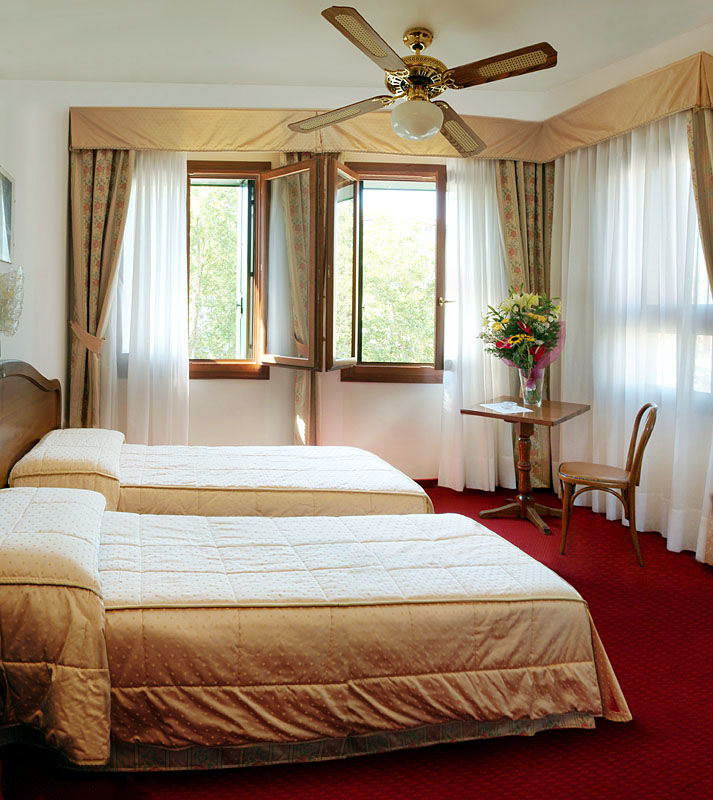 Cristallo Hotel